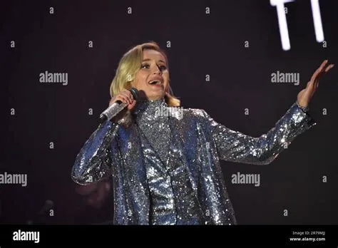  Le Concert Mystique de Polina Gagarina: Une Nuit Inoubliable à Moscou?