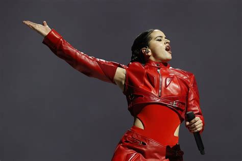 Le Festival Flamenco Olé! de Rosalía : Une Nuit enflammée sous le Ciel Andalou